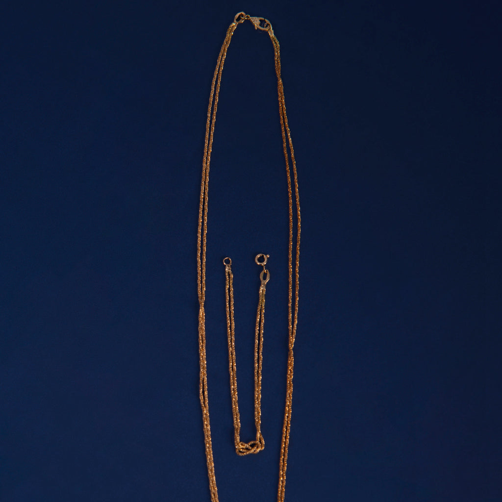 The Knot Necklace