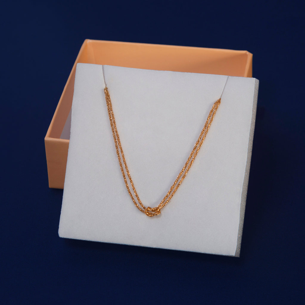 The Knot Necklace